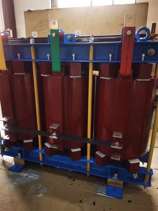 黔南KS11-2000KVA矿用变压器